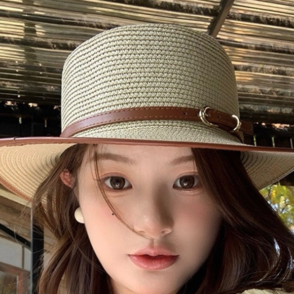 Women’s Straw Panama Hat with Brown Trim and Buckle - Picture 4 of 4